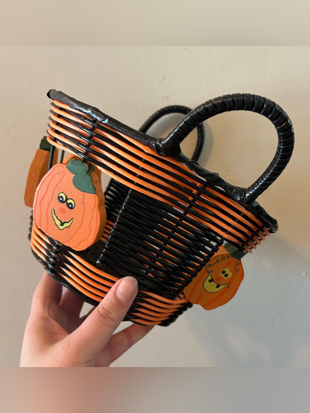 Vintage Woven Wicker Halloween Pumpkin Basket Jack-O’-Lanterns Trick or Treat